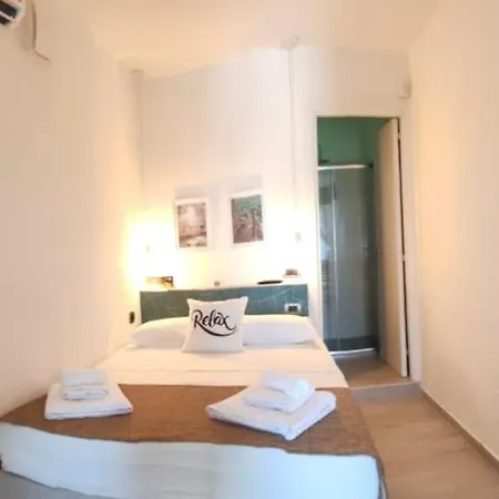 Konukevi Maison Peppe & Pepita Tiggiano