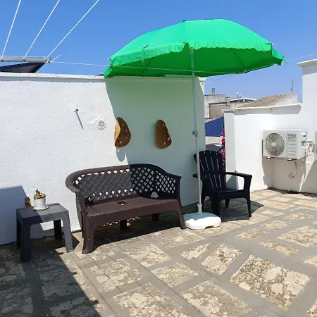 Konukevi Maison Peppe & Pepita Tiggiano